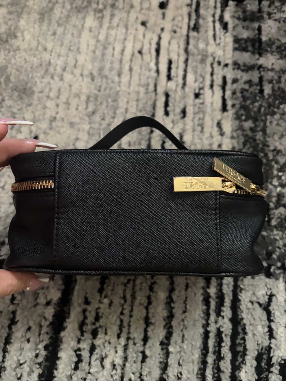 Versace Toiletry Case - Picture 8 of 8
